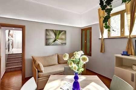 Gocce Villas - Casa Dellaccademia Apartment In Sorrento Centre ภายนอก รูปภาพ